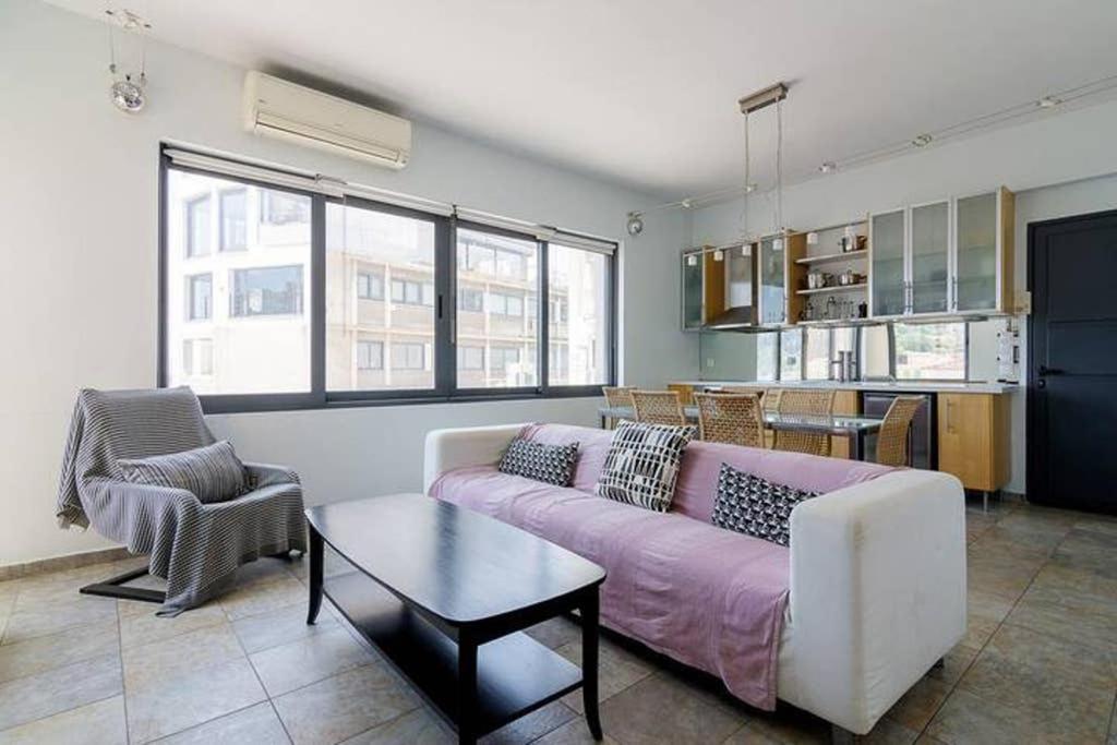 1Bedroom House In The City Center With Great View أثينا المظهر الخارجي الصورة